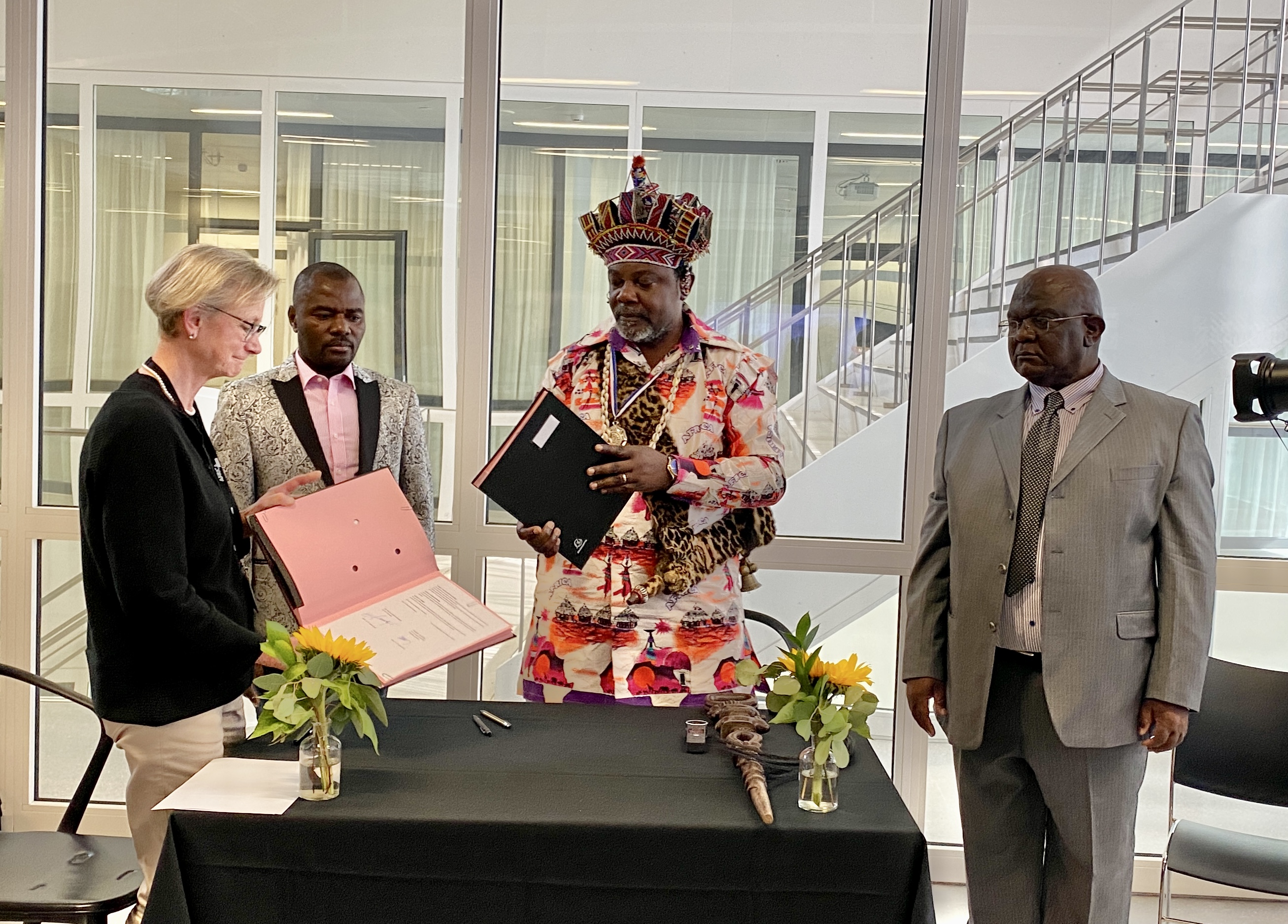 La visite historique du roi traditionnel tshokwe